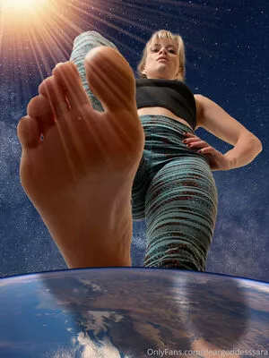 deargoddesssara / heydearsara nude photo #0003