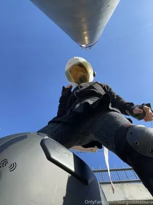 deargoddesssara / heydearsara nude photo #0004