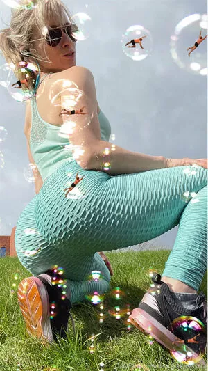 deargoddesssara / heydearsara nude photo #0006