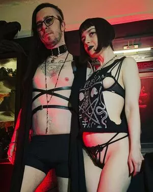 deathandecstasy / DJ Joe Hart and Goth Girl / deysicorona nude photo #0011