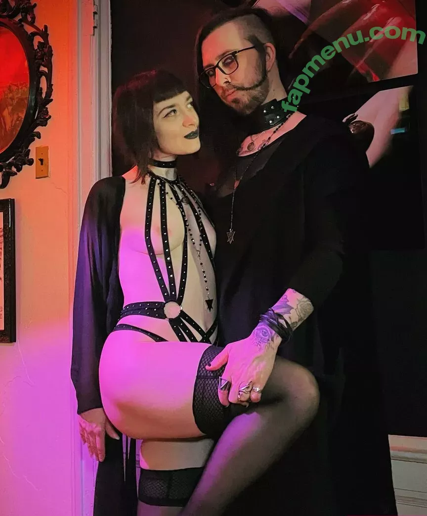 deathandecstasy nude photo #0003 (DJ Joe Hart and Goth Girl / deysicorona)