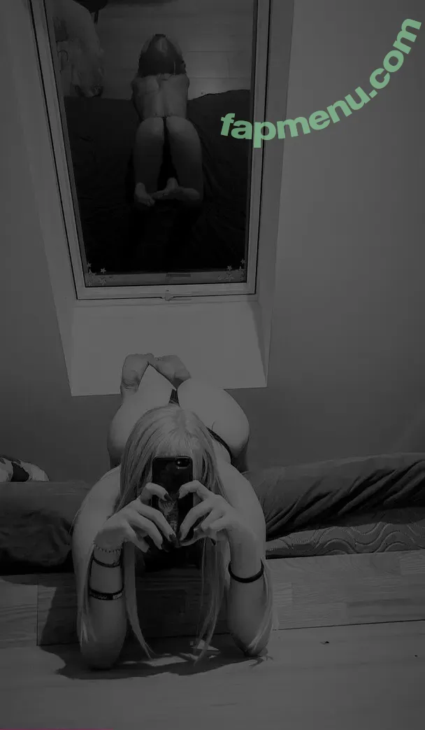 deathene nude photo #0003 (deathene)