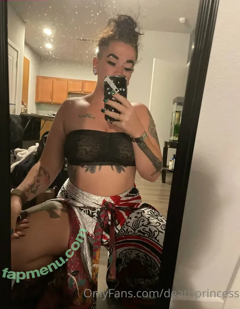 deathprincess nude photo #0061 (death.princess_)