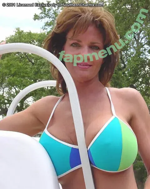 deauxma nude photo #0189 (deauxma420)