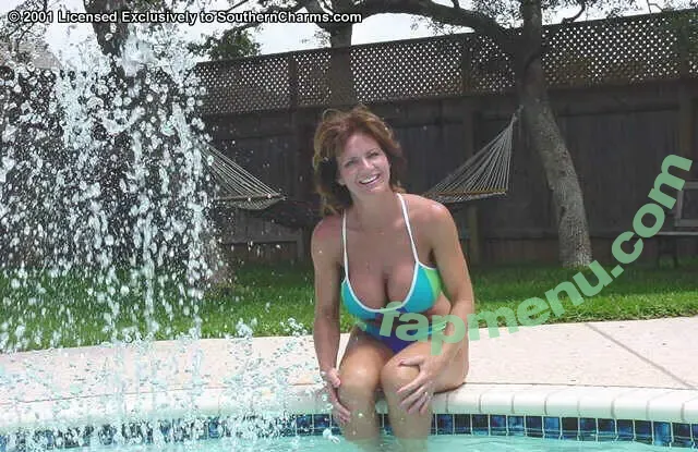 deauxma nude photo #0196 (deauxma420)