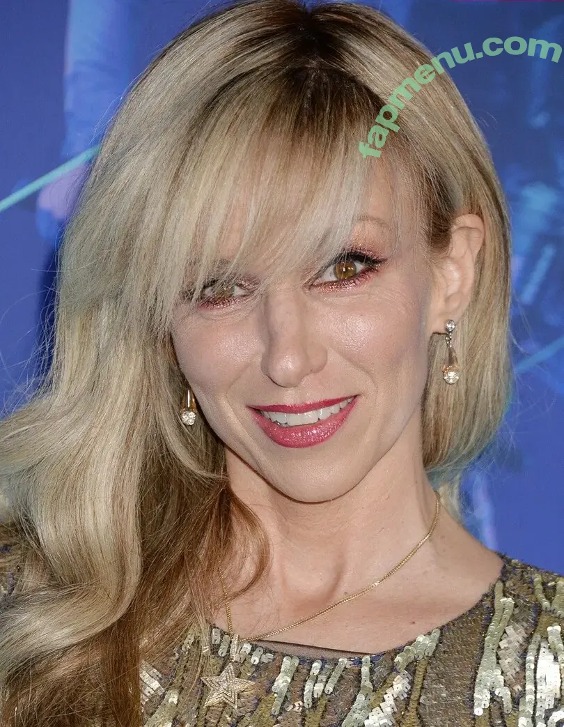 Debbie Gibson nude photo #0021 (debbiegibson)