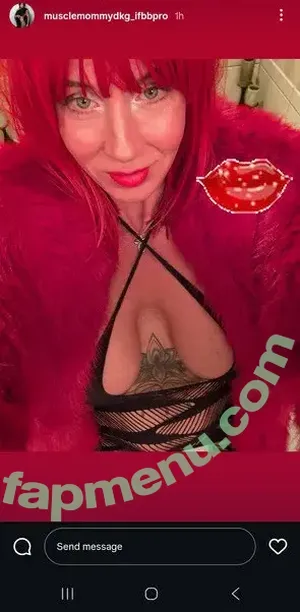 Debbie Grass / Musclegaldg / musclemommydkg_ifbbpro nude photo #0067