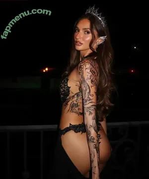 Debbie St Pierre / debbie_st.pierre / debbiestpierre nude photo #0058