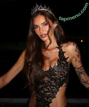 Debbie St Pierre / debbie_st.pierre / debbiestpierre nude photo #0062