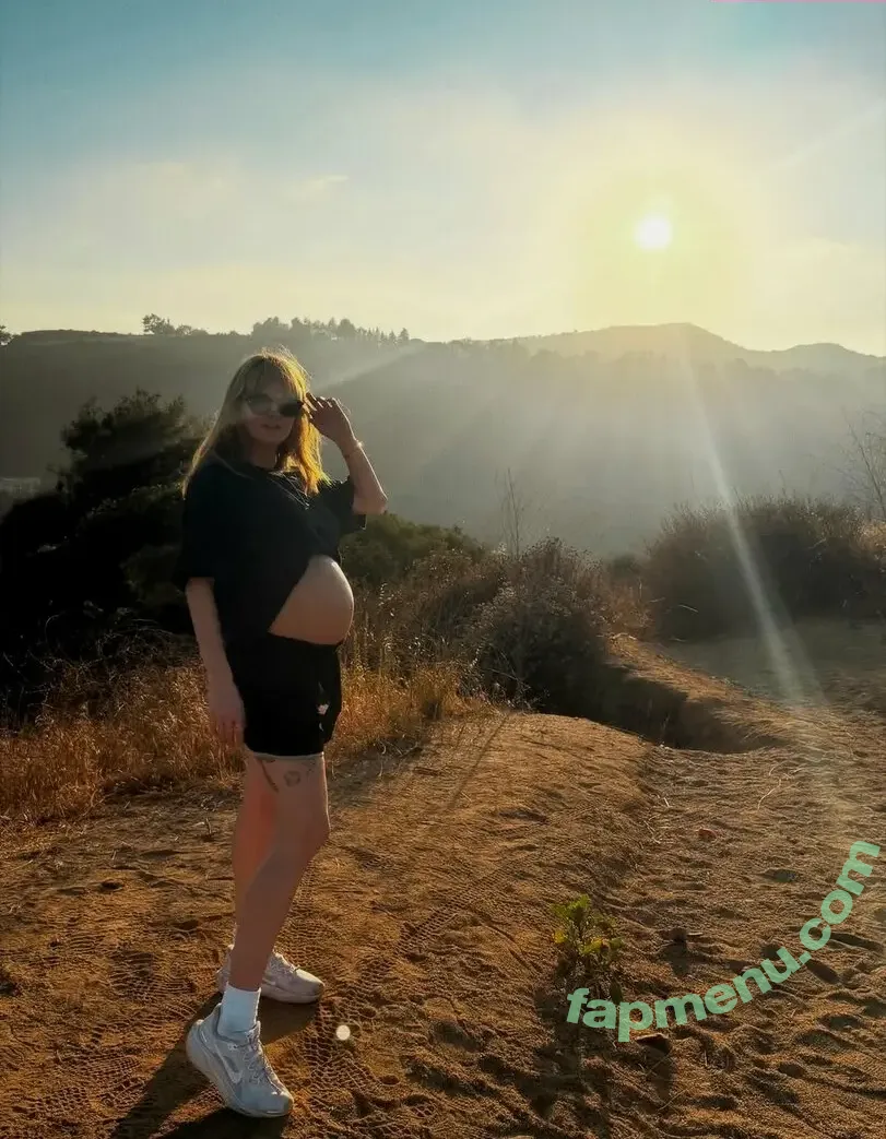 Debby Ryan nude photo #0241 (debbyryan)