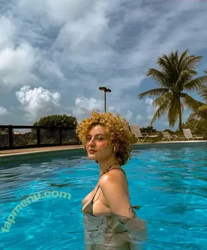 Debora Fuzeti / deborafuzeti nude photo #0049