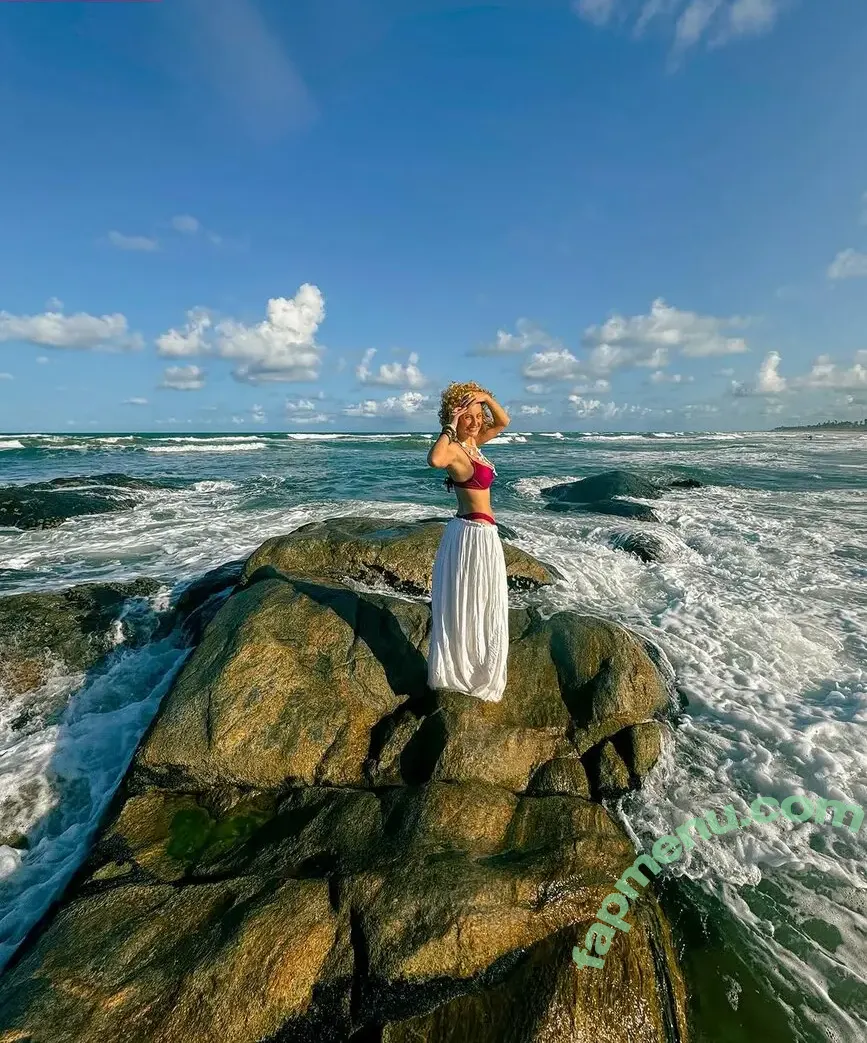 Debora Fuzeti nude photo #0058 (deborafuzeti)