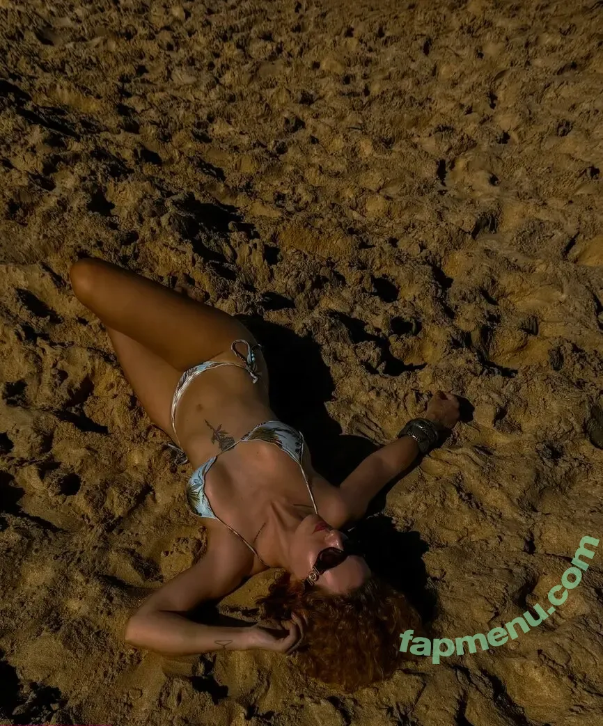 Debora Fuzeti nude photo #0061 (deborafuzeti)