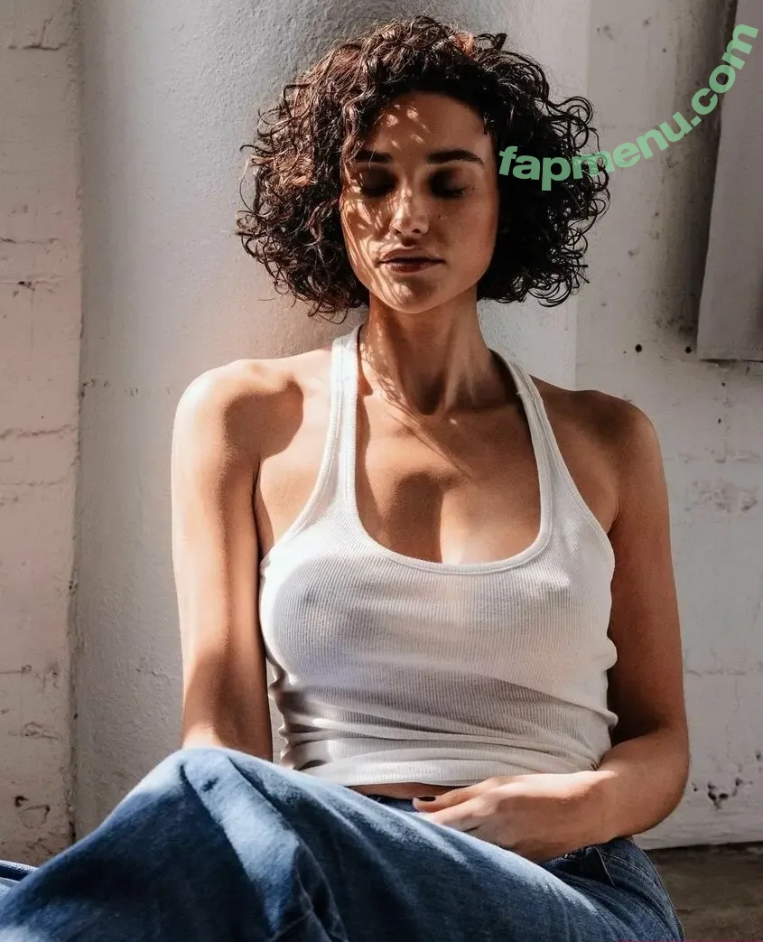 Débora Nascimento nude photo #0127 (Debora Nascimento / debranascimento)