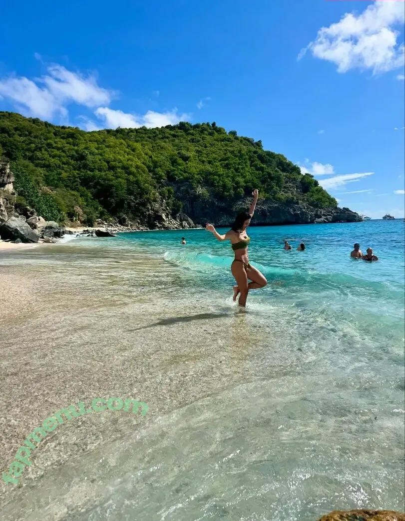 Débora Nascimento nude photo #0205 (Debora Nascimento / debranascimento)