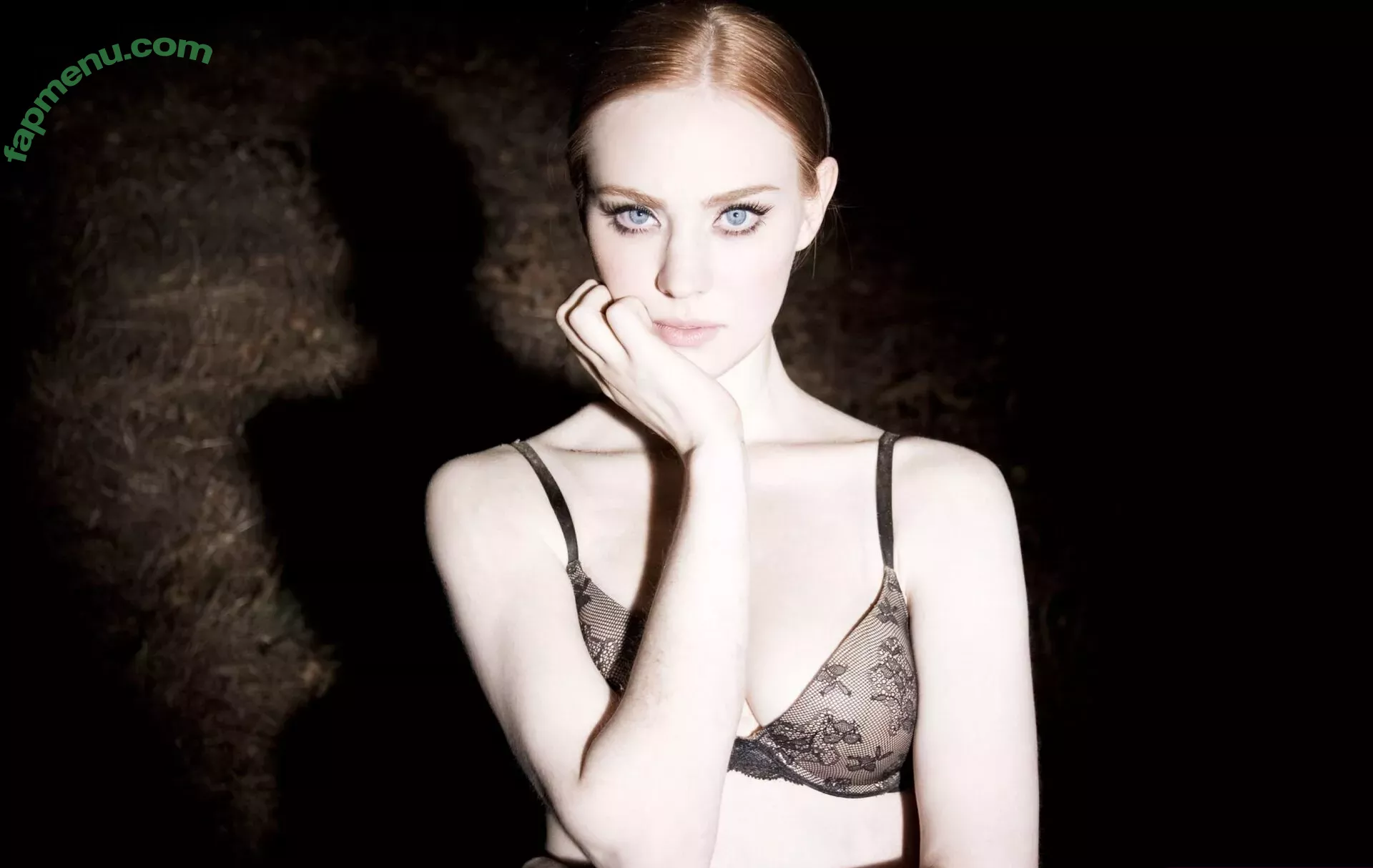 Deborah Ann Woll nude photo #0115 (deborahannwoll)