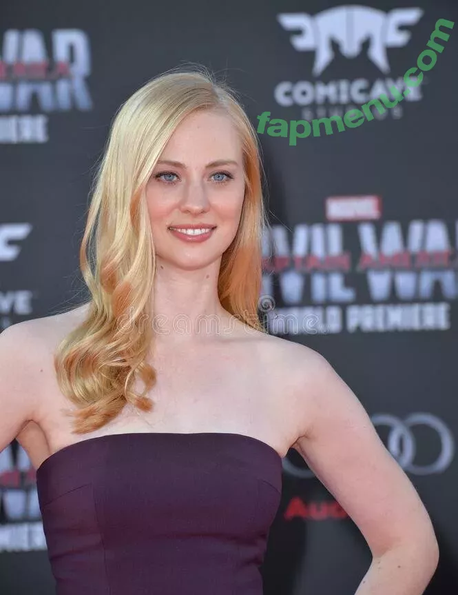 Deborah Ann Woll nude photo #0125 (deborahannwoll)