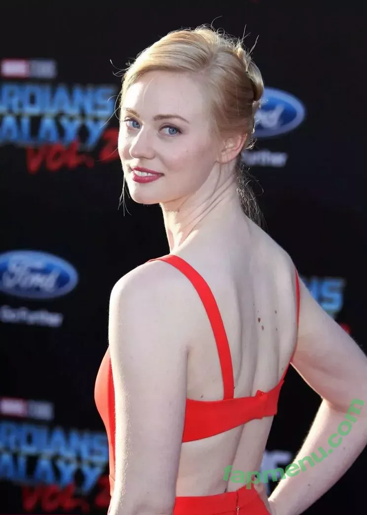 Deborah Ann Woll nude photo #0126 (deborahannwoll)