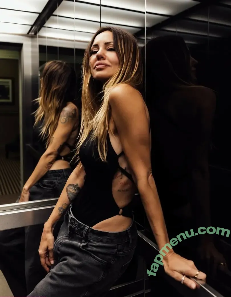 Deborah De Luca nude photo #0079 (deborahdeluca)