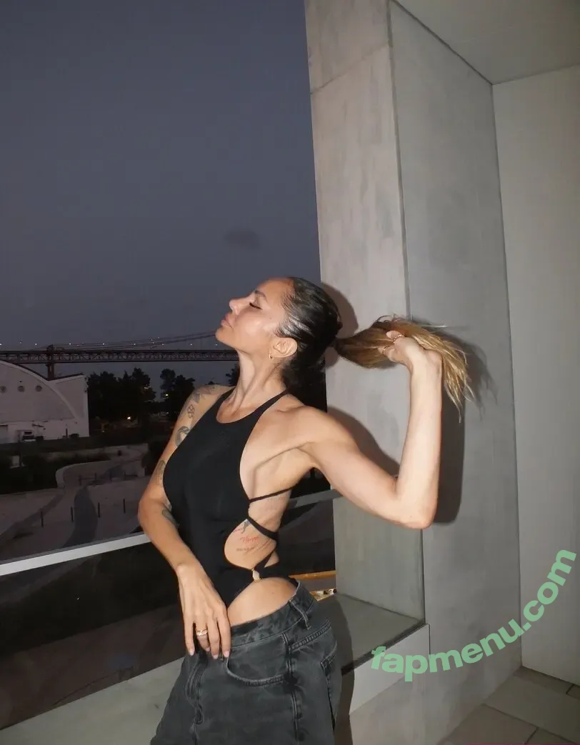 Deborah De Luca nude photo #0084 (deborahdeluca)