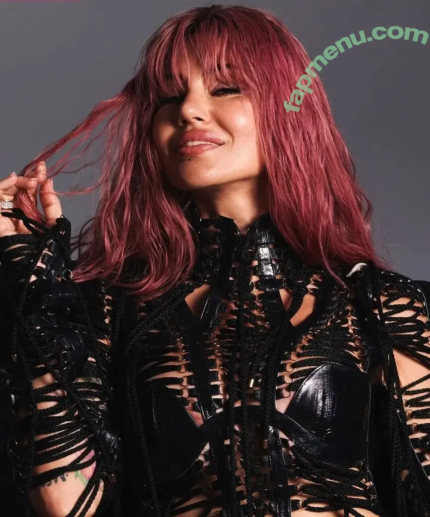 Deborah De Luca nude photo #0102 (deborahdeluca / illeyez)