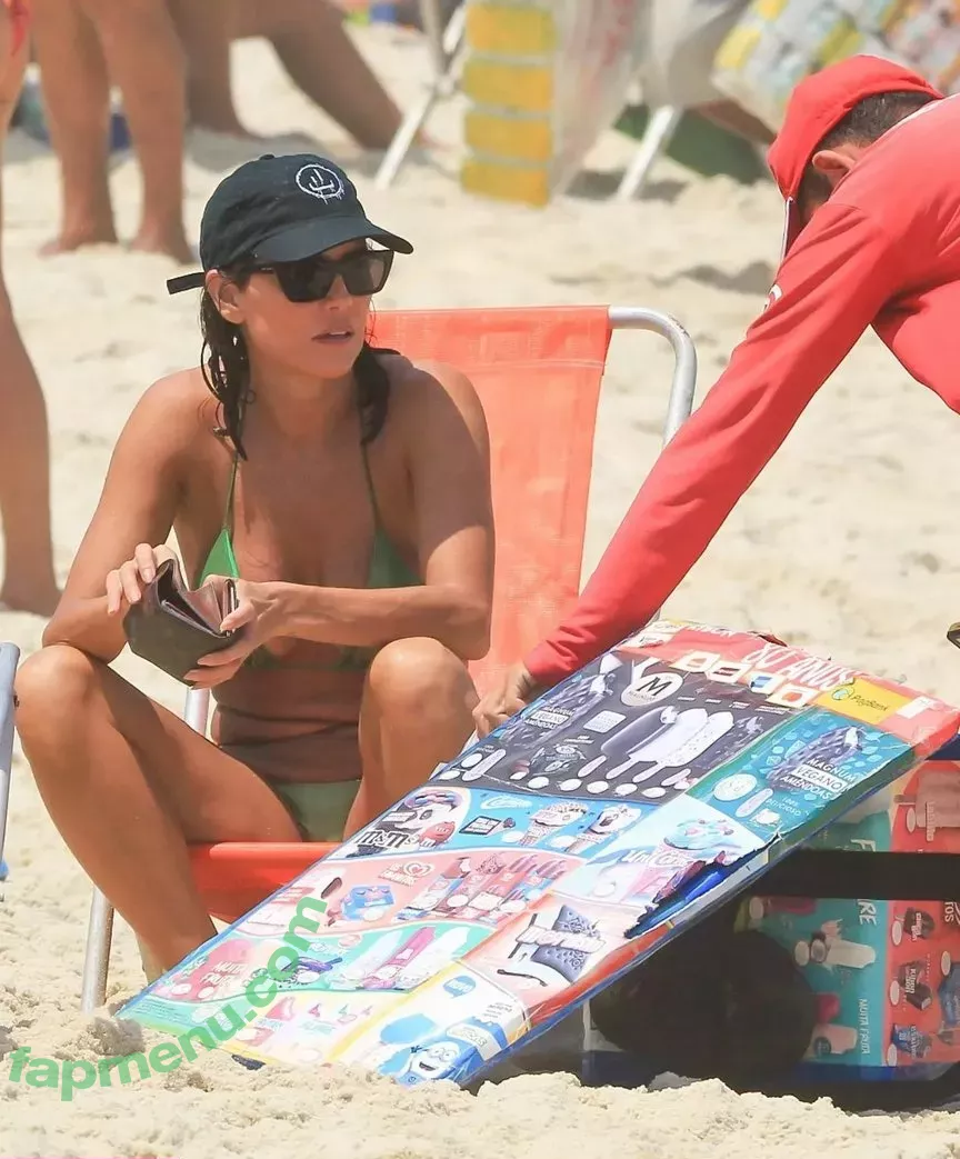 Deborah Secco nude photo #0038 (dedesecco)