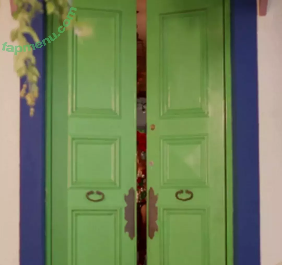 Deborah Secco nude photo #1340 (dedesecco)