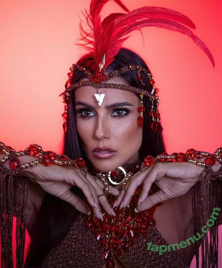 Deborah Secco nude photo #1352 (dedesecco)