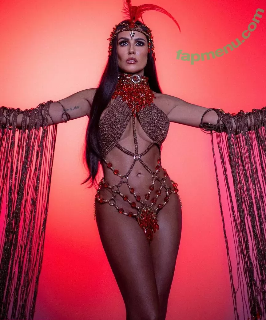 Deborah Secco nude photo #1354 (dedesecco)