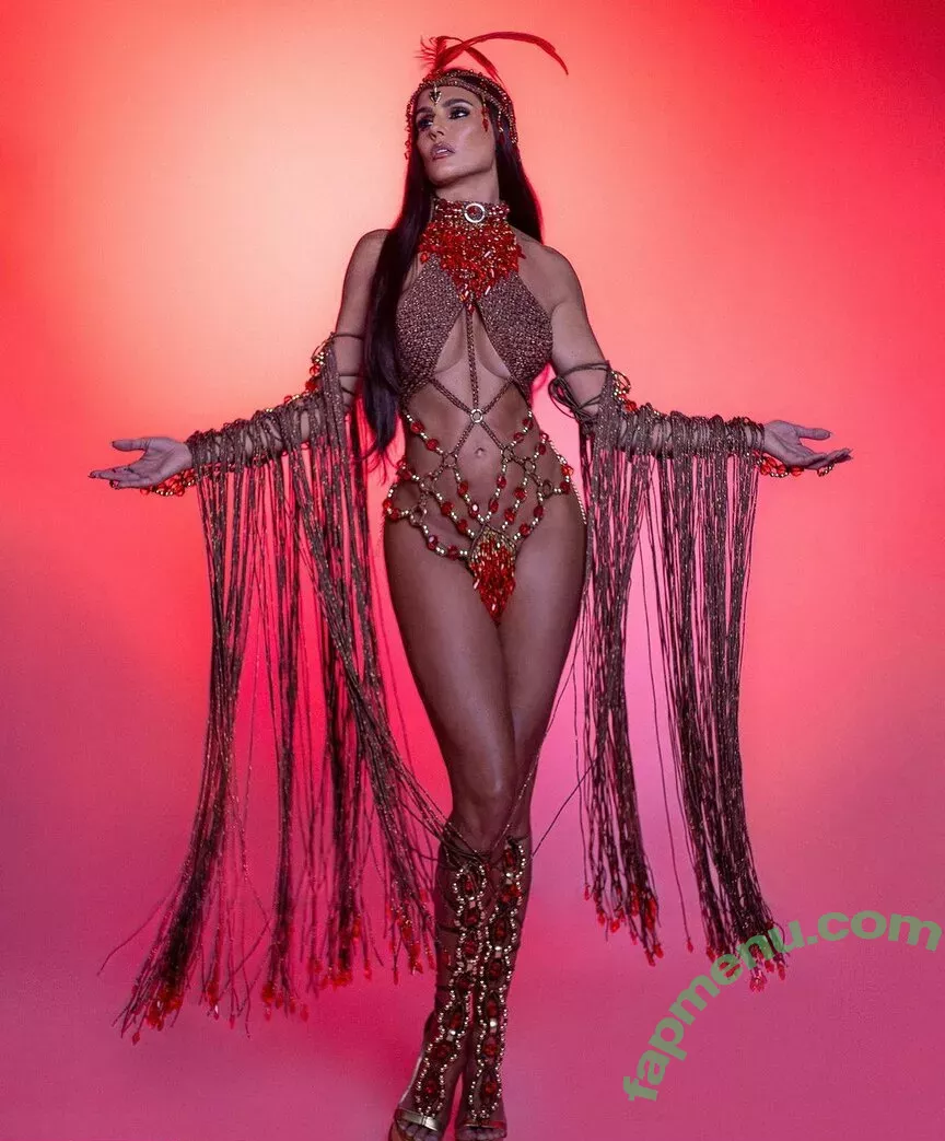 Deborah Secco nude photo #1358 (dedesecco)