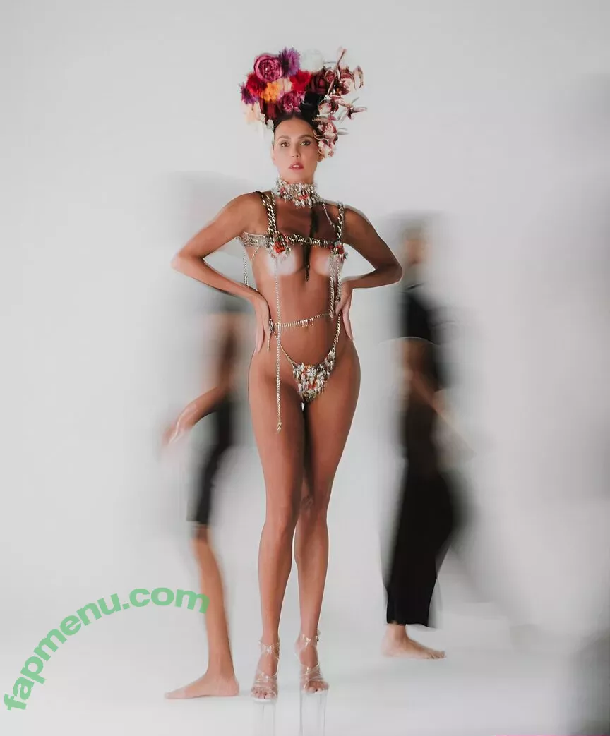 Deborah Secco nude photo #1375 (dedesecco)