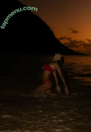 Deborah Secco / dedesecco nude photo #2273