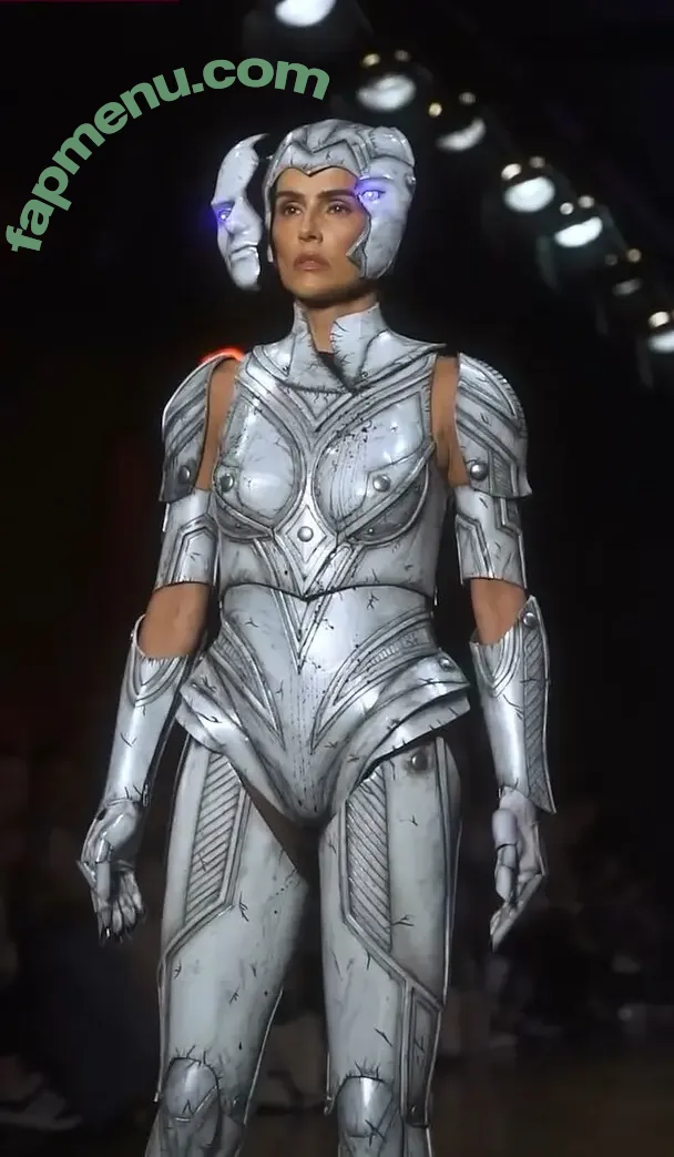 Deborah Secco nude photo #2110 (dedesecco)