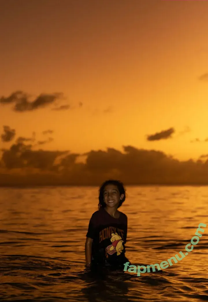 Deborah Secco nude photo #2228 (dedesecco)