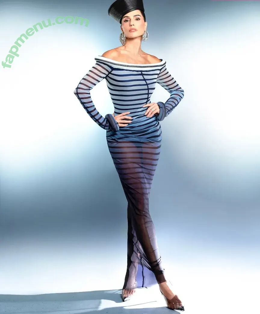 Deborah Secco nude photo #2354 (dedesecco)