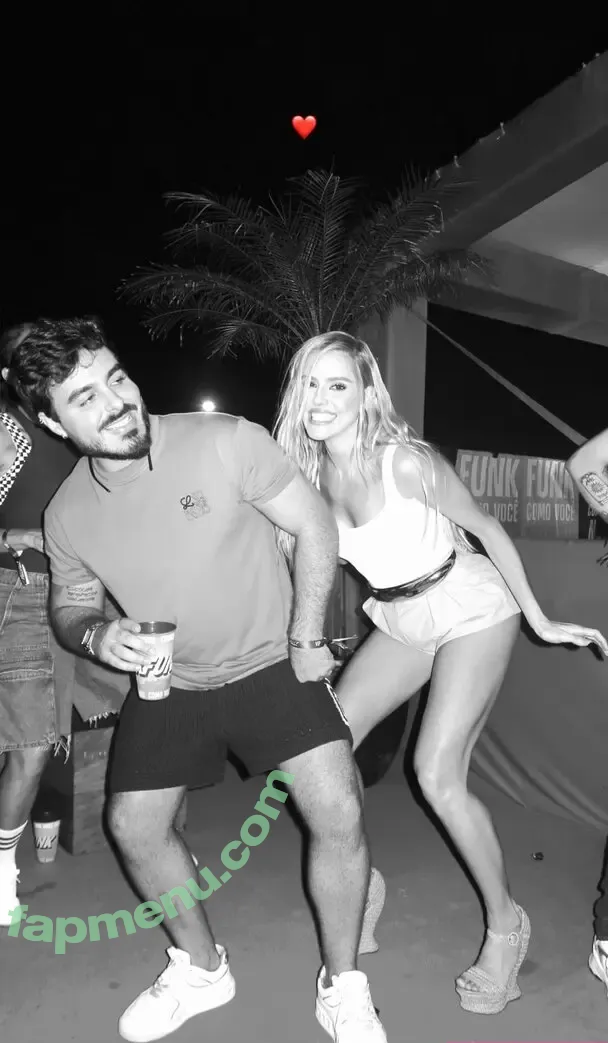 Deborah Secco nude photo #2367 (dedesecco)