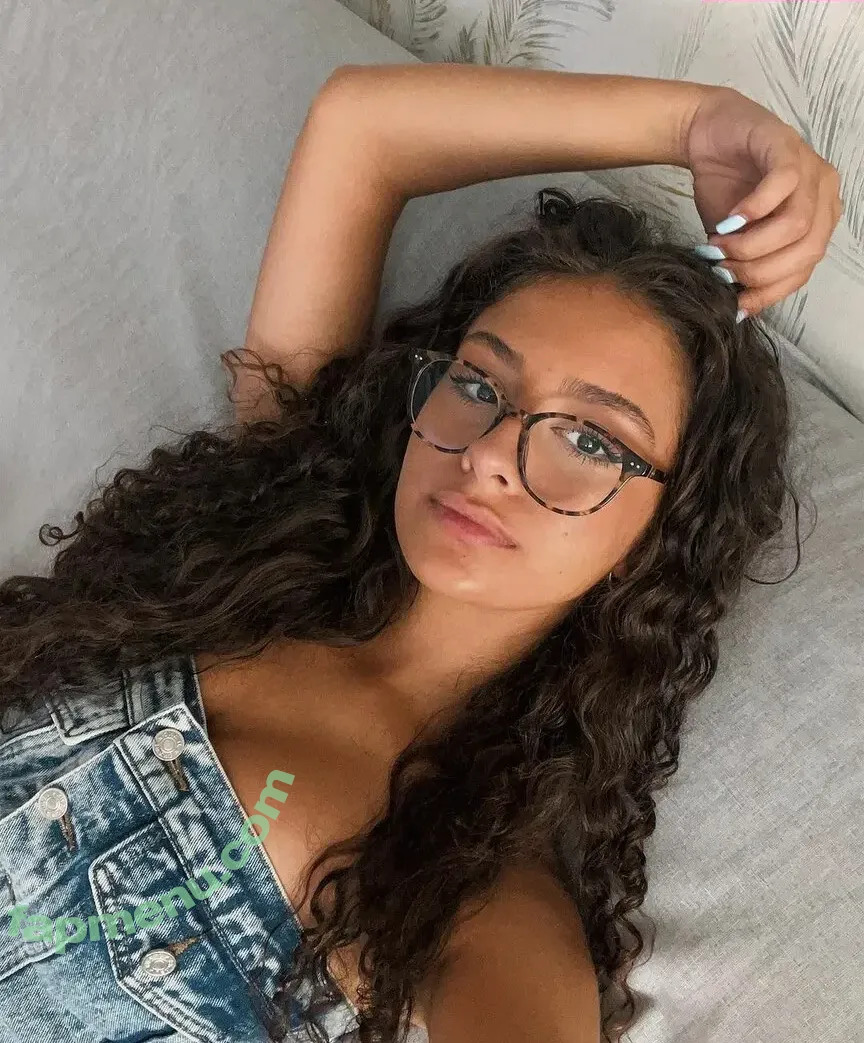 deborategomes nude photo #0042 (deborategomes)