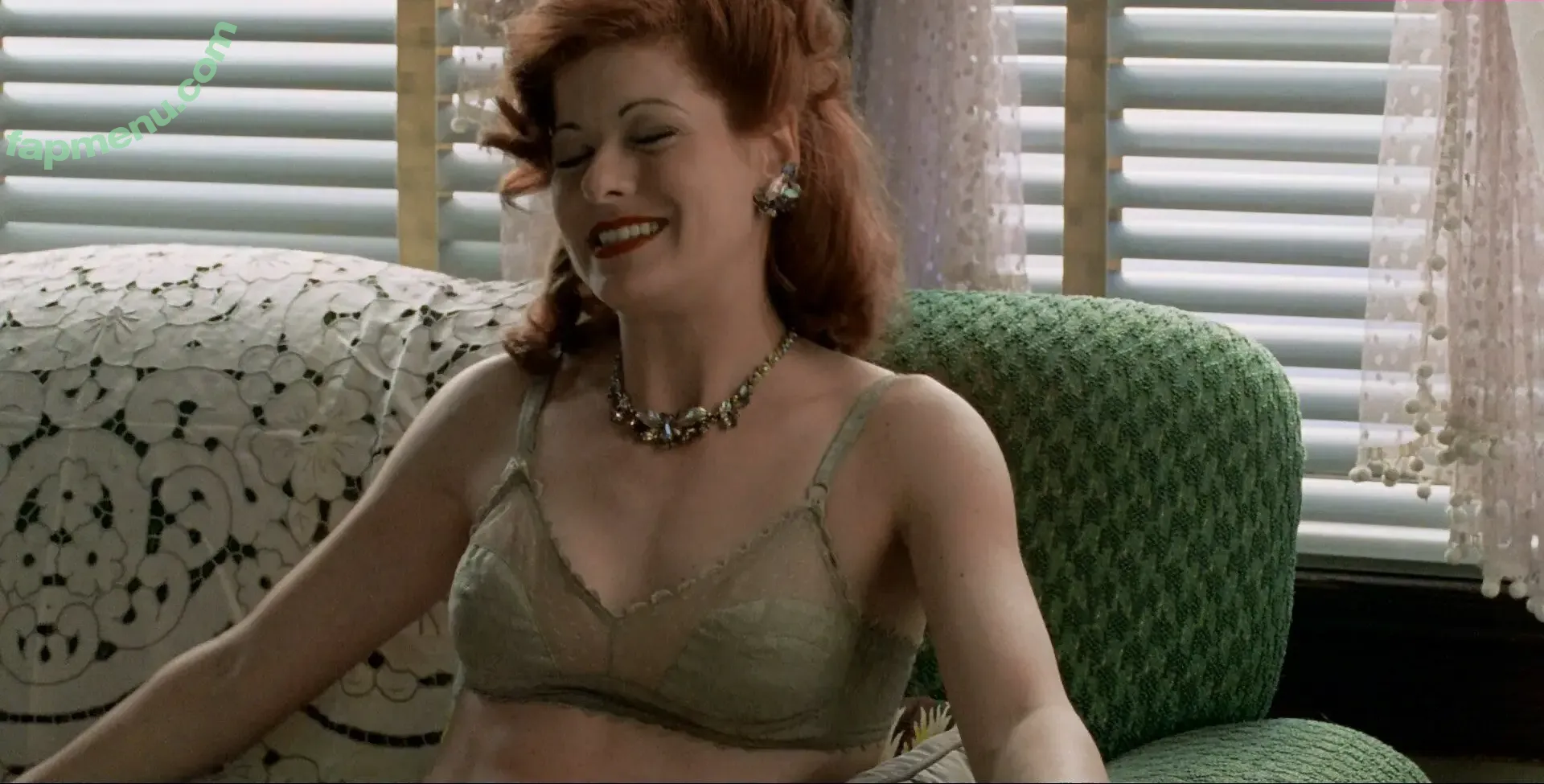 Debra Messing nude photo #0020 (Debra Messing)