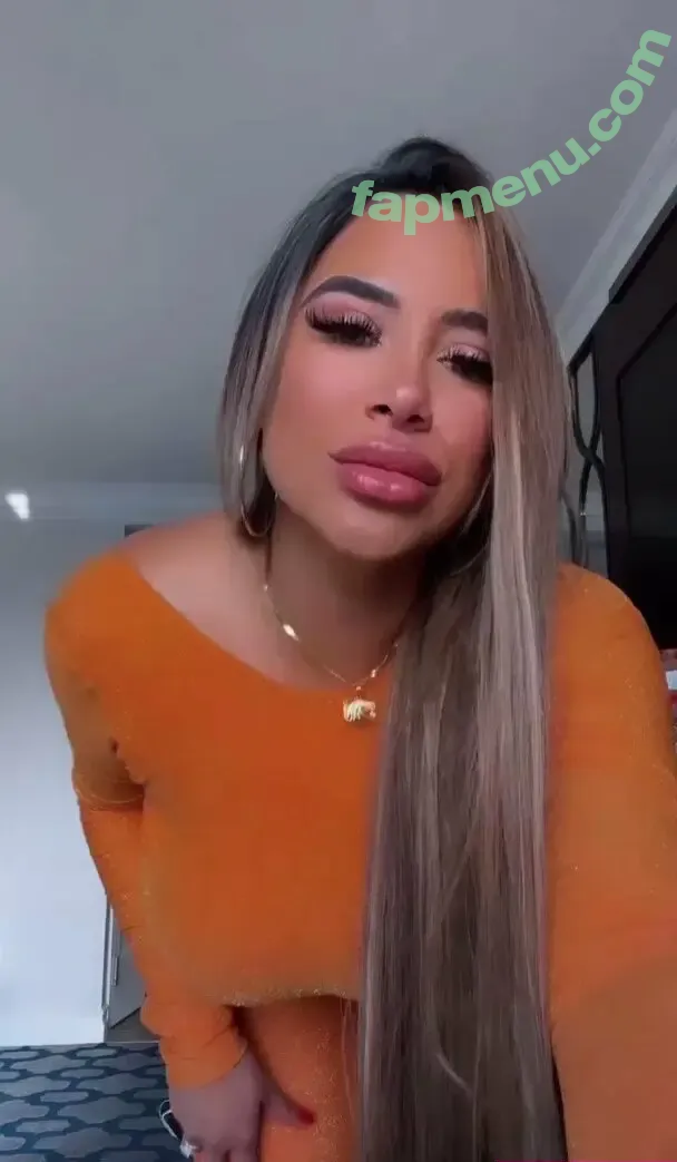 debvarela nude photo #0002 (debvarela)