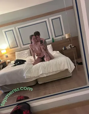  nude photo #0008