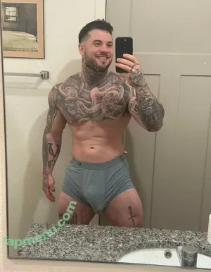 deek_aesthetic / derek.isthebae nude photo #0141