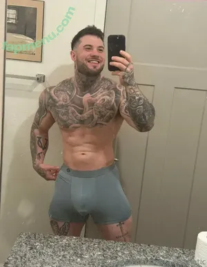 deek_aesthetic / derek.isthebae nude photo #0142