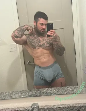 deek_aesthetic / derek.isthebae nude photo #0168