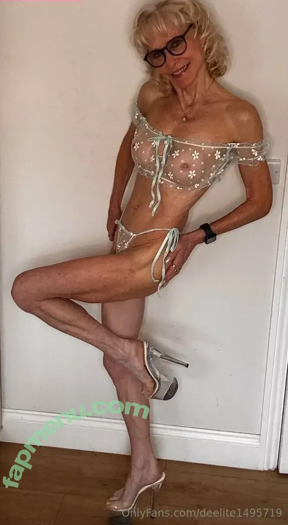 deelite1495719 nude photo #0048 (deelite1495719)