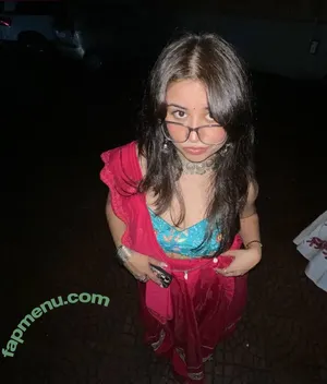 Deepanshi / deeeeepanshit nude photo #0005