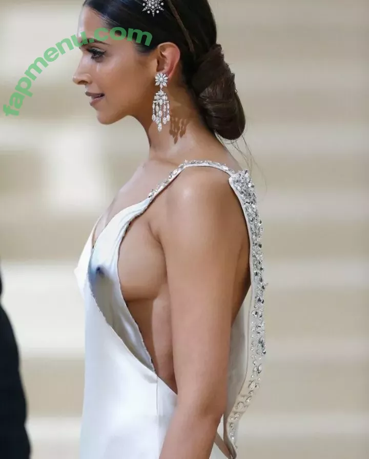 Deepika Padukone nude photo #0036 (deepikapadukone)