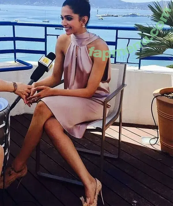 Deepika Padukone nude photo #0072 (deepikapadukone)