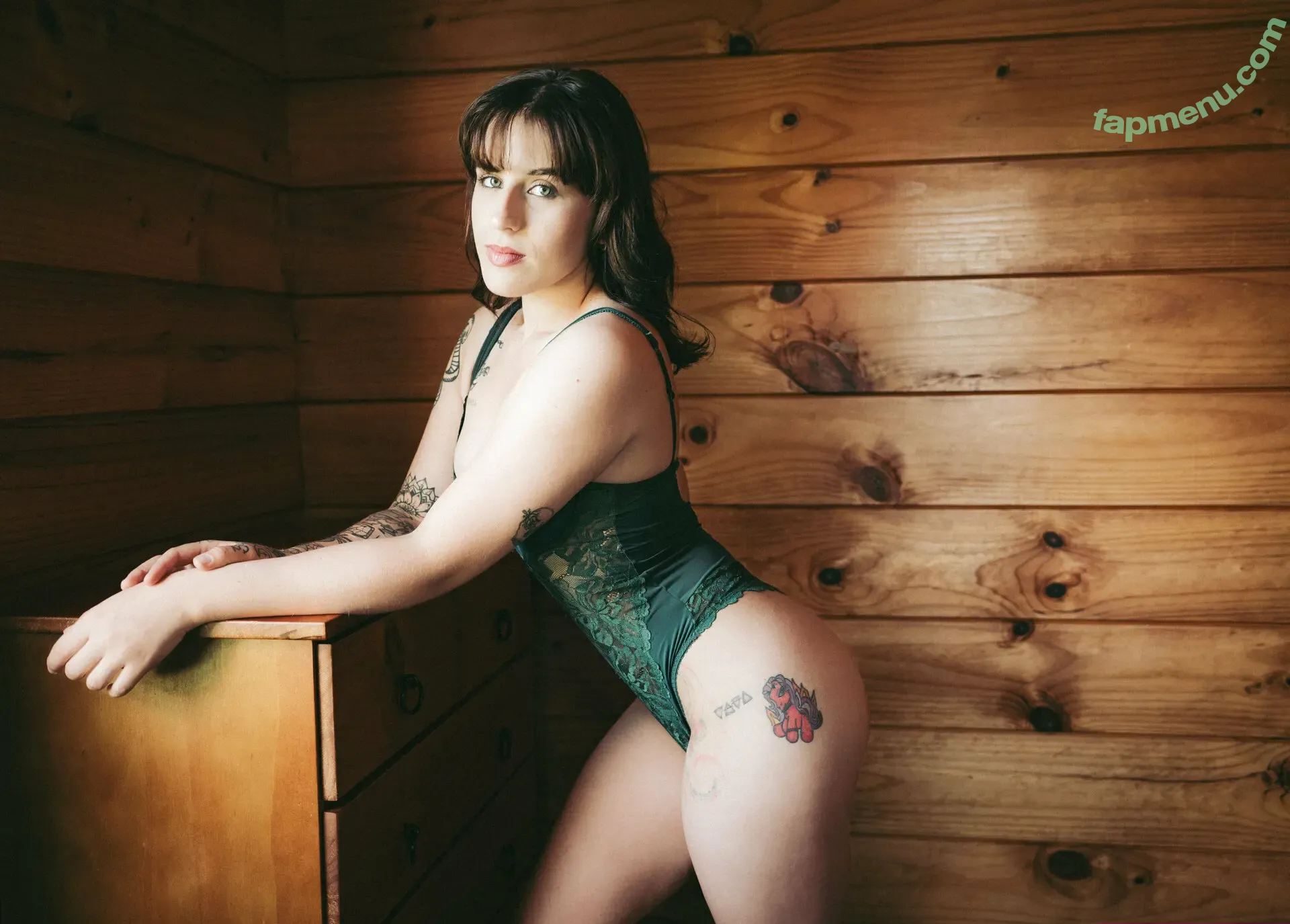 deepintoreality nude photo #0017 (escape.reality.photography)