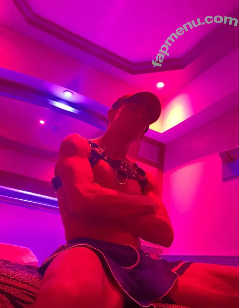 deepthroatmasked nude photo #0021 (nofakenomistakes)