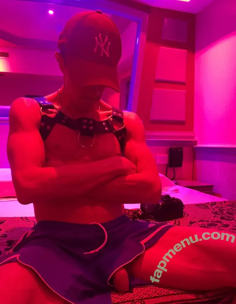 deepthroatmasked nude photo #0024 (nofakenomistakes)